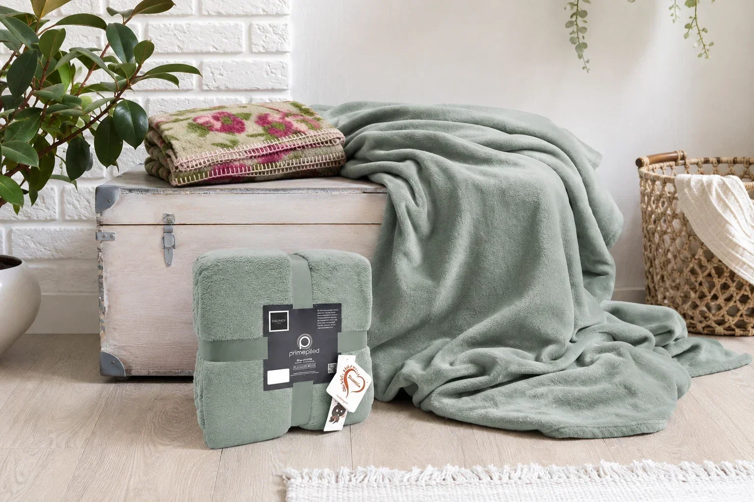 Plaid HomeLoves Ninfea in lana cotta e Prime in pile preparati per il lavaggio