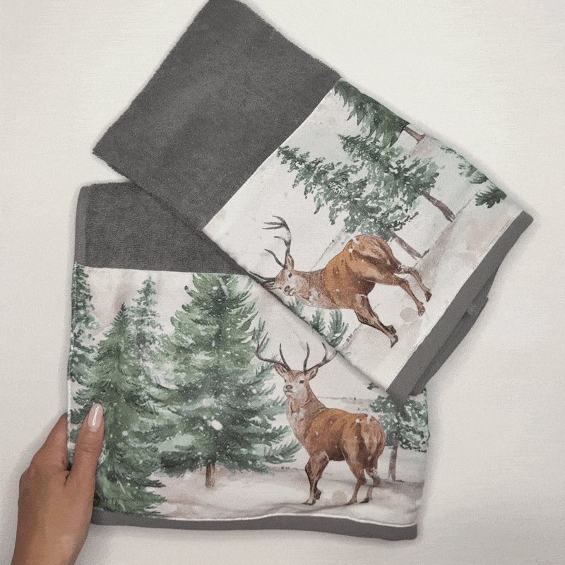 Paire de serviettes Daunex brodées motif sapin