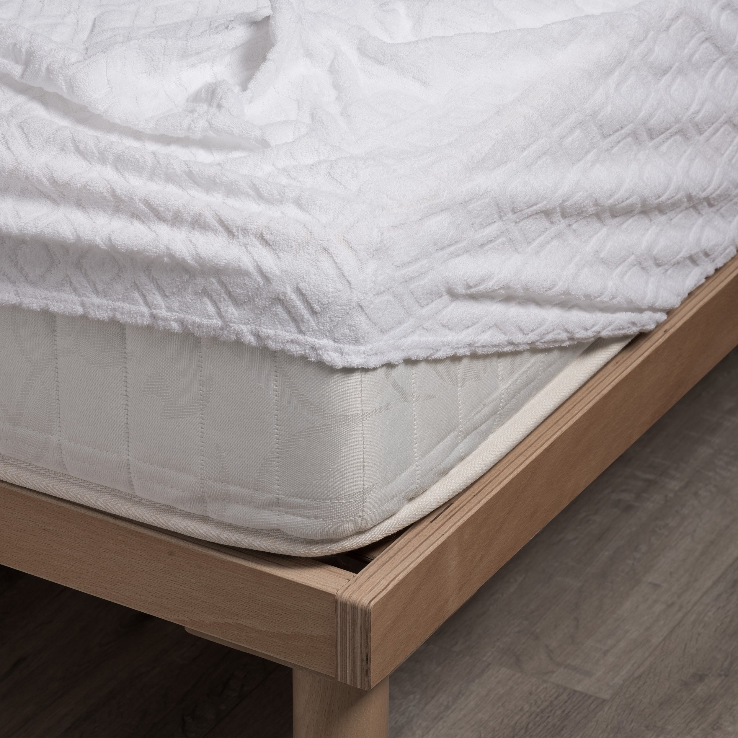 Coprimaterasso sanaform in spugna jacquard Daunex dettaglio angolo