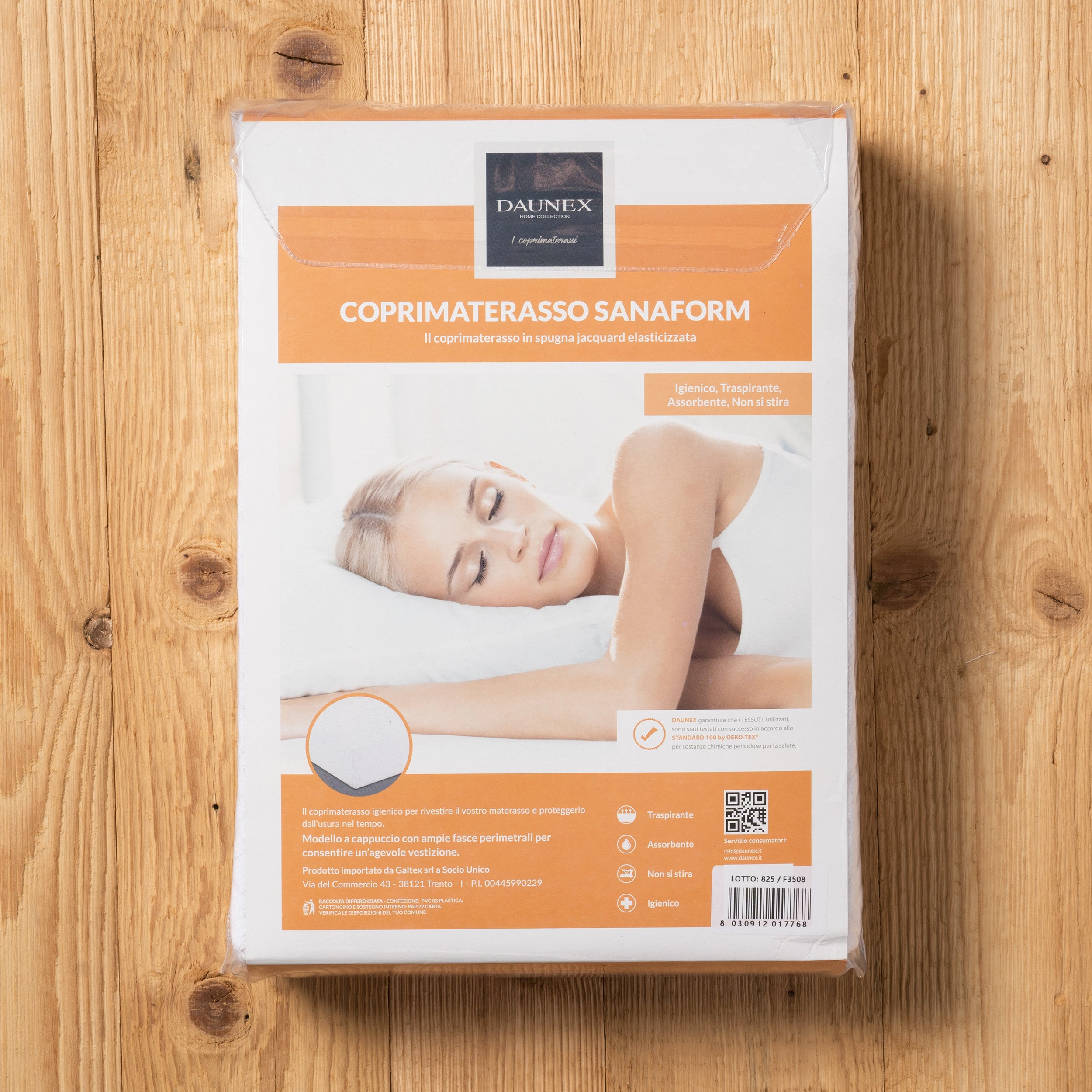 Coprimaterasso sanaform in spugna jacquard Daunex busta fronte