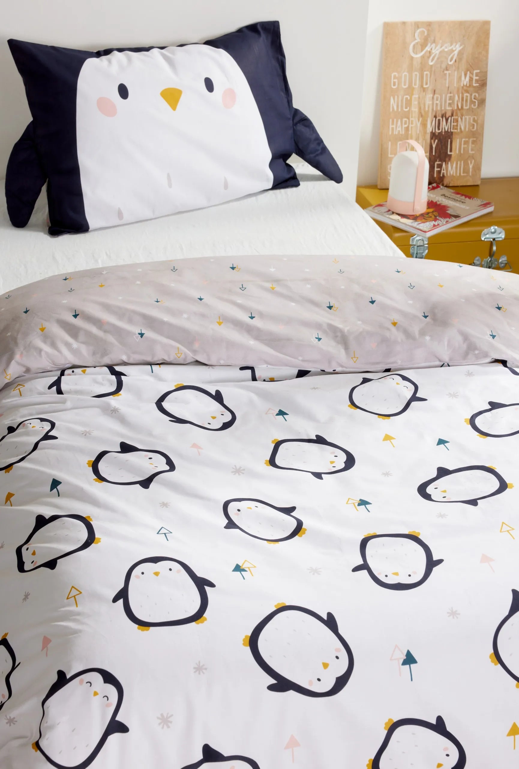 Parure Copripiumino Bambino Pingu Dolci Sogni tra i Ghiacci dettaglio fantasia
