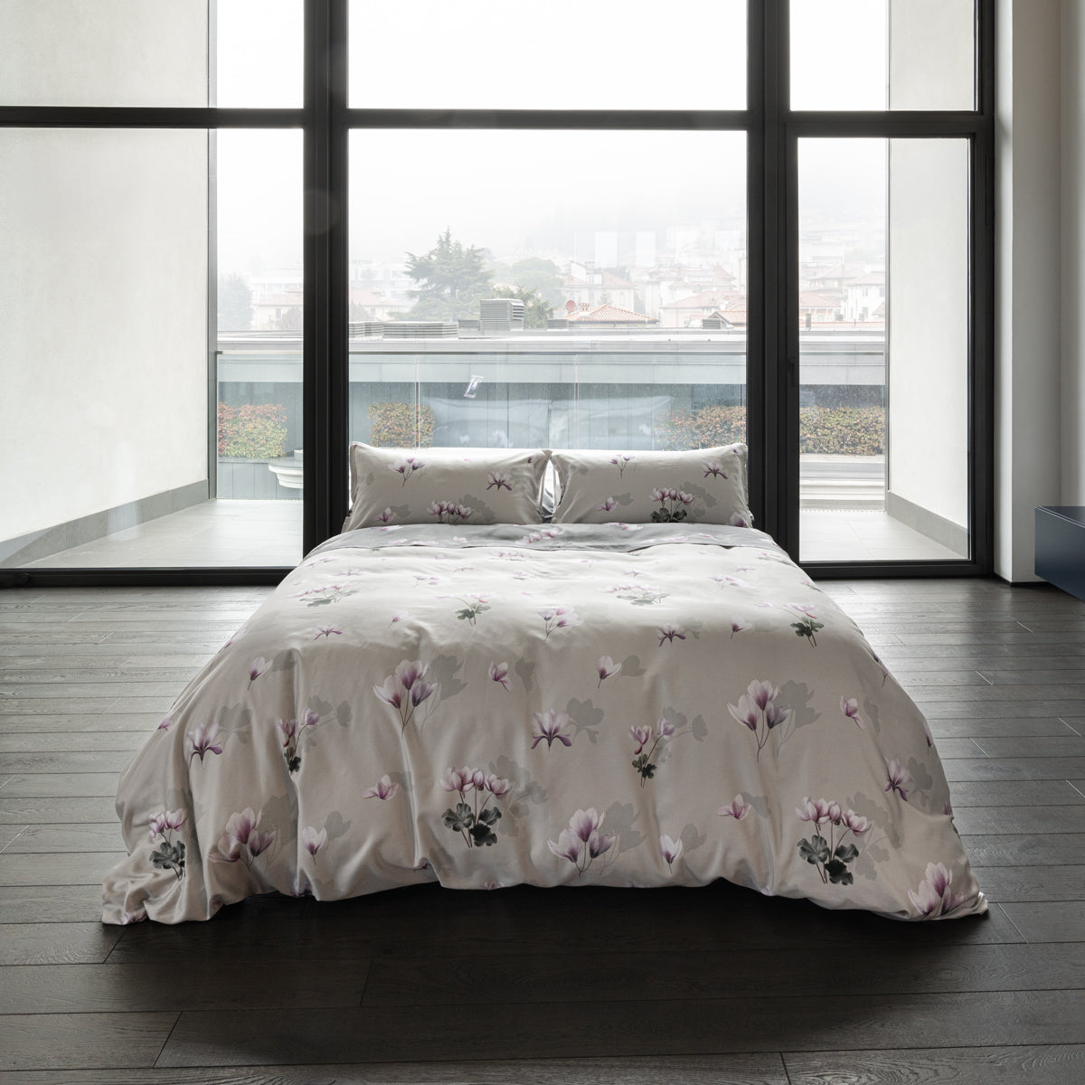 Parure Copripiumino in Raso Mindy colore pietra ambintata