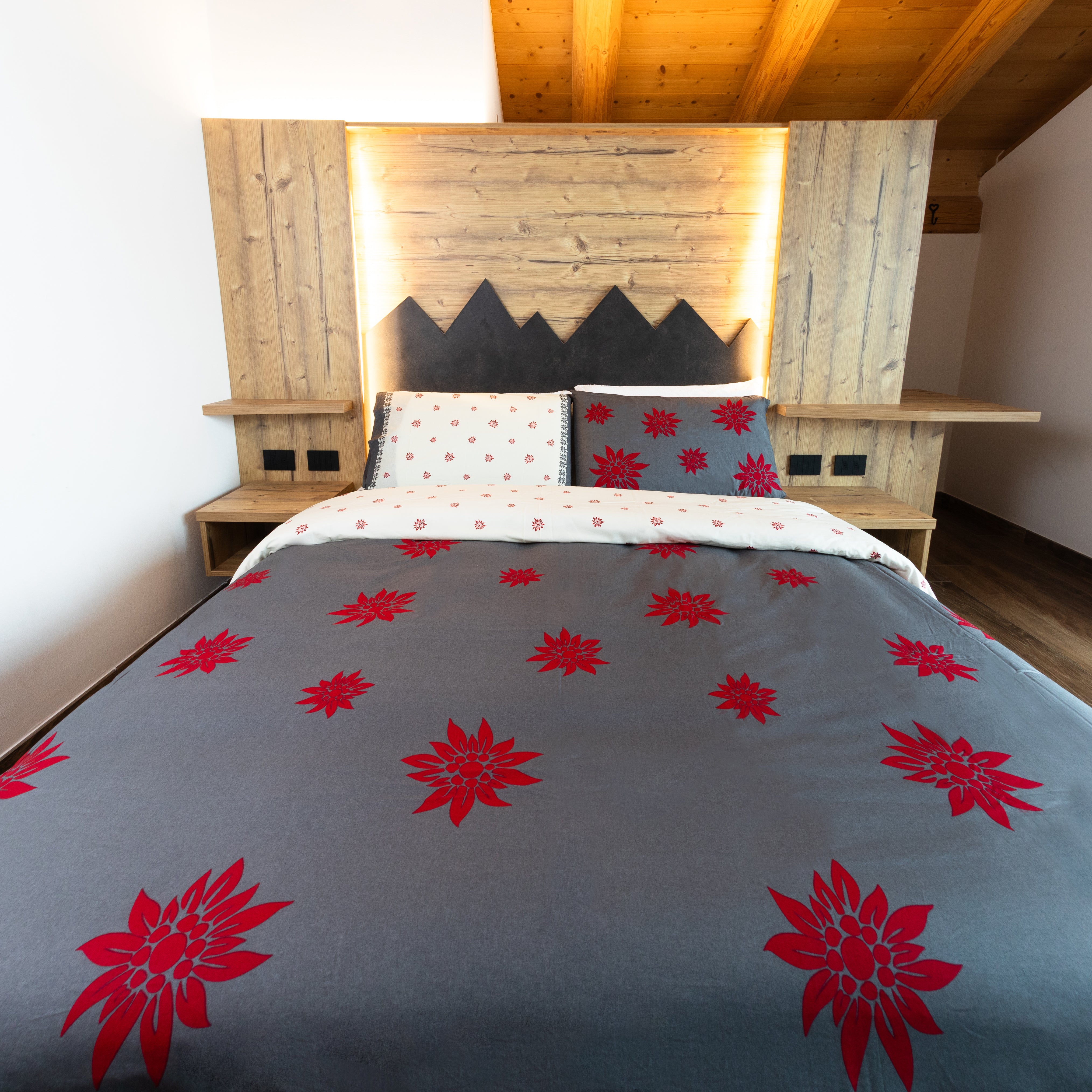 Parure copripiumino in puro cotone Daunex, Braies colore antracite letto frontale