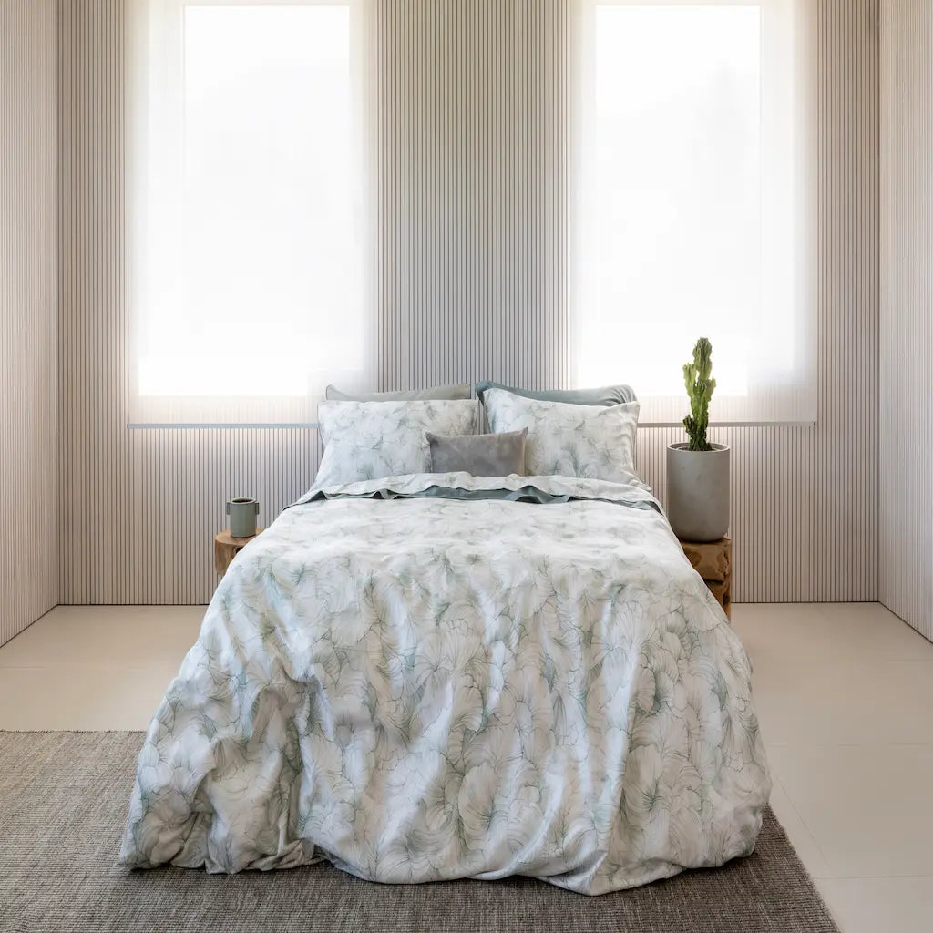 Parure copripiumino in raso di cotone con stampa digitale Afrodite colore pietra