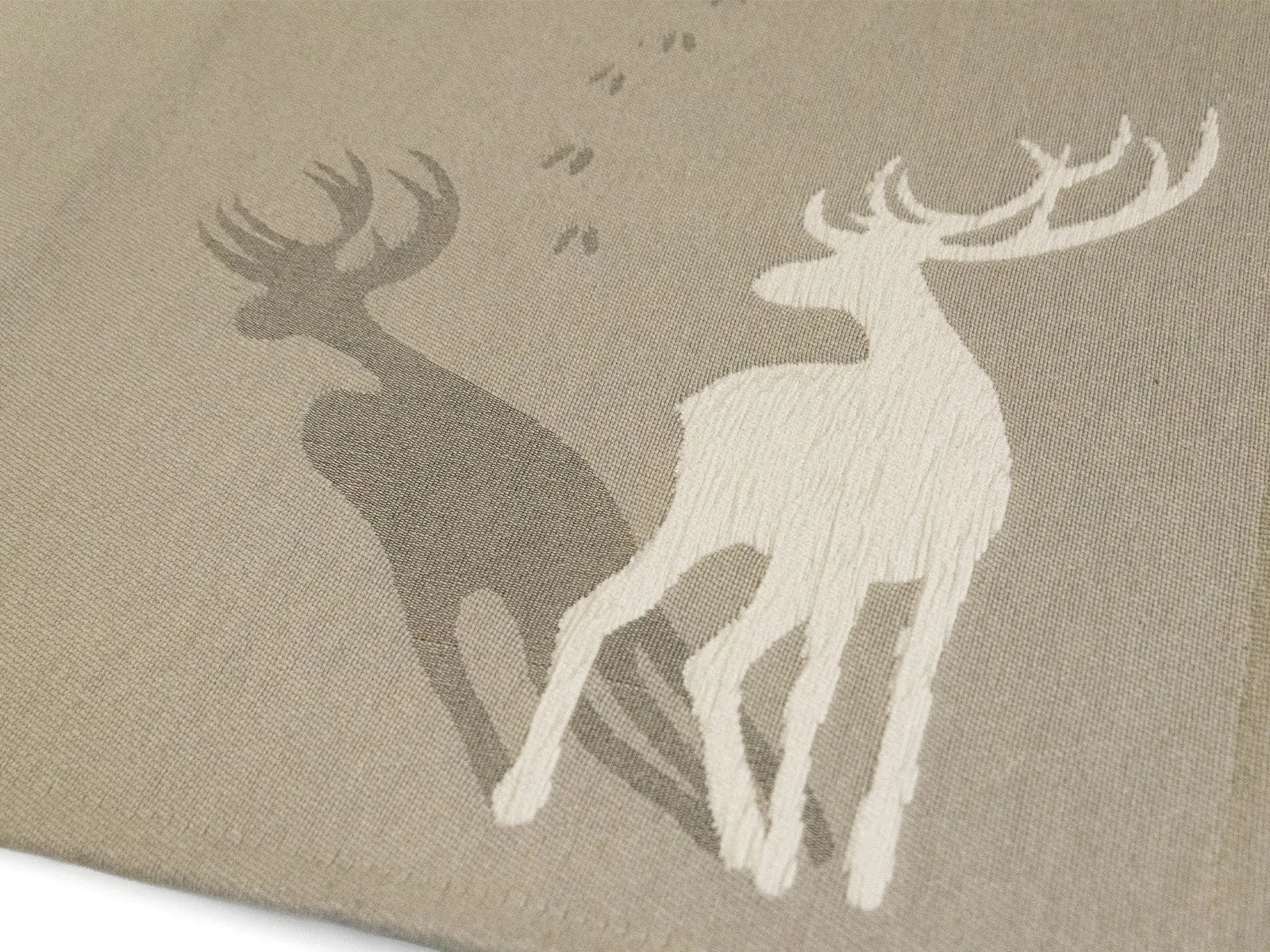 Tappeto_Cervo_ombra_con_antiscivolo_colore_beige detaglio