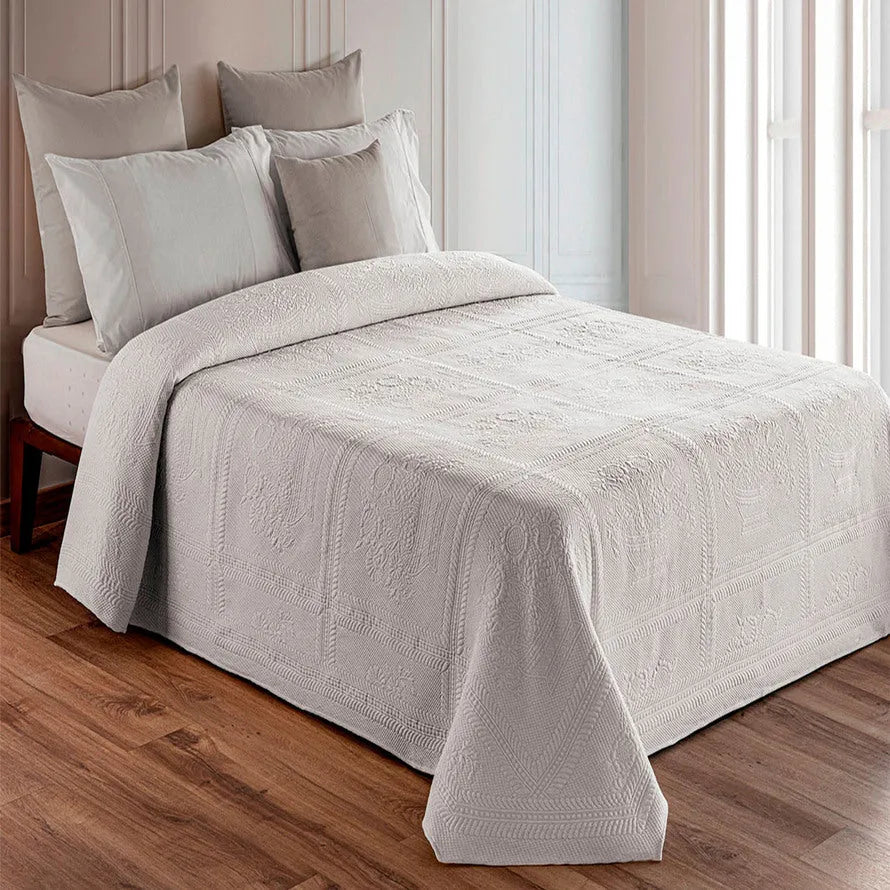 Copriletto in piquet Daunex con lavorazione in jacquard botticelli - Home Loves