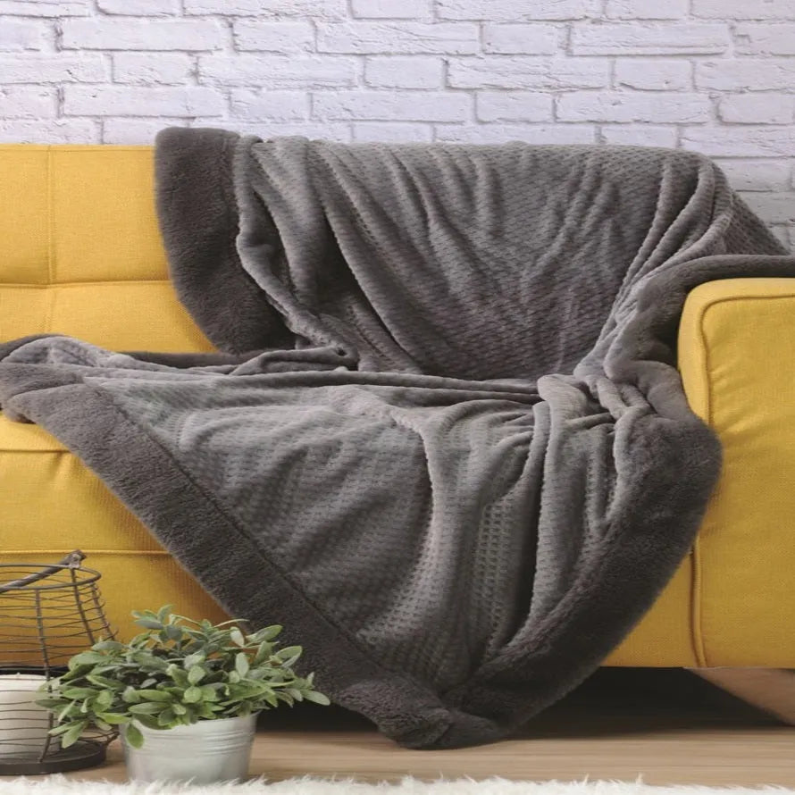 Plaid in micropile tinta unita colore antracite - Home Loves