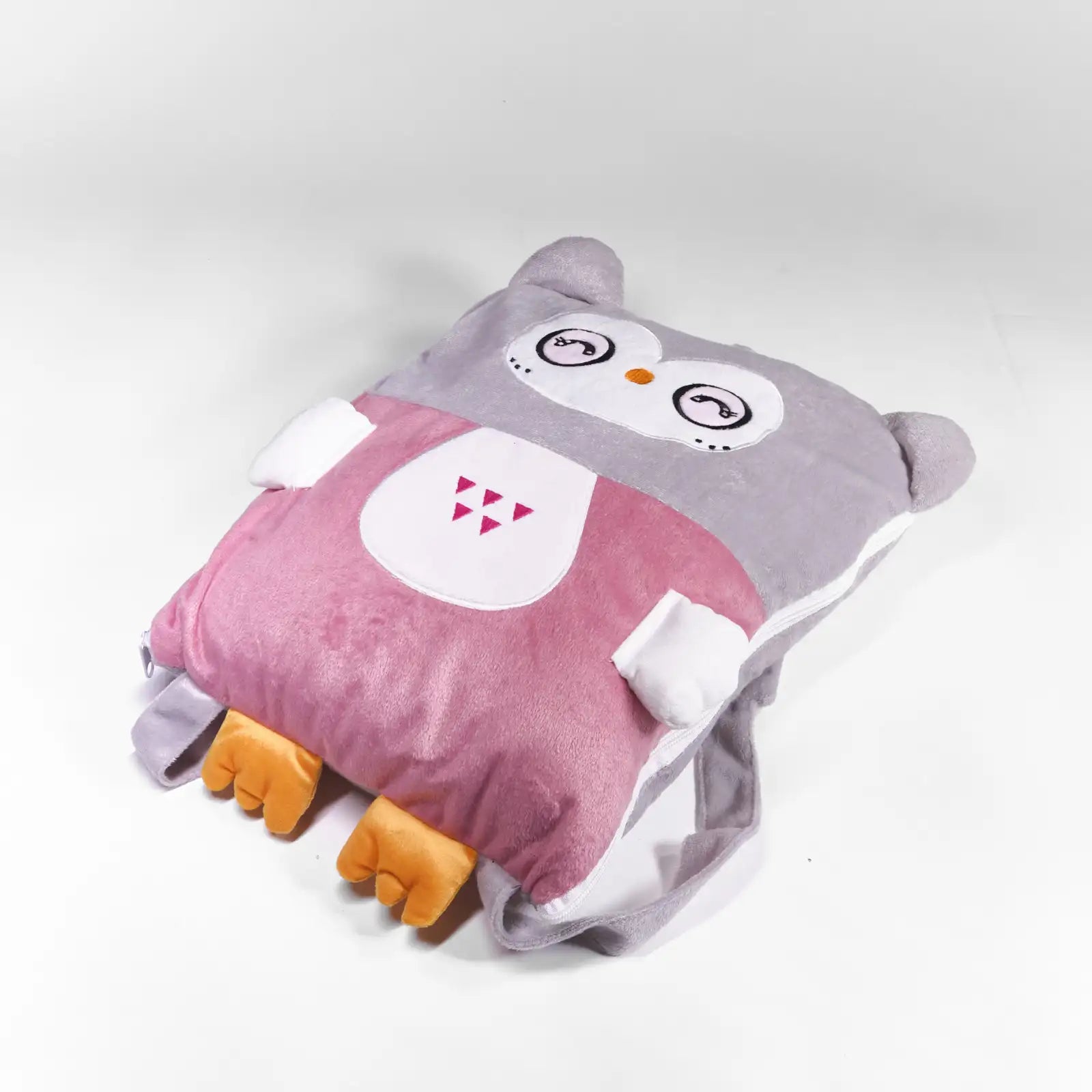 Sehr weiche Decke mit Zaza-Babyrucksack in rosa-grauer Farbe