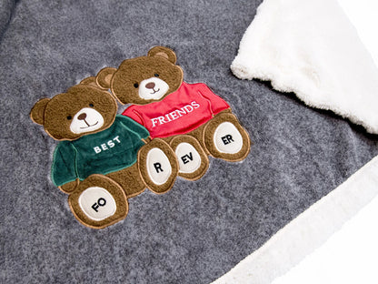Plaid Friend Forever con orsetti teneri che scaldano cuore e amicizia dettaglio plaid