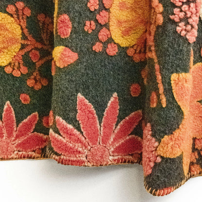 Plaid in lana cotta Melograno – Coperta artigianale decorativa colore antracite dettaglio