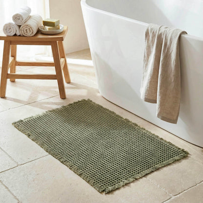 Tappeto con antiscivolo invisibile, Alma ambientato colore smoke green