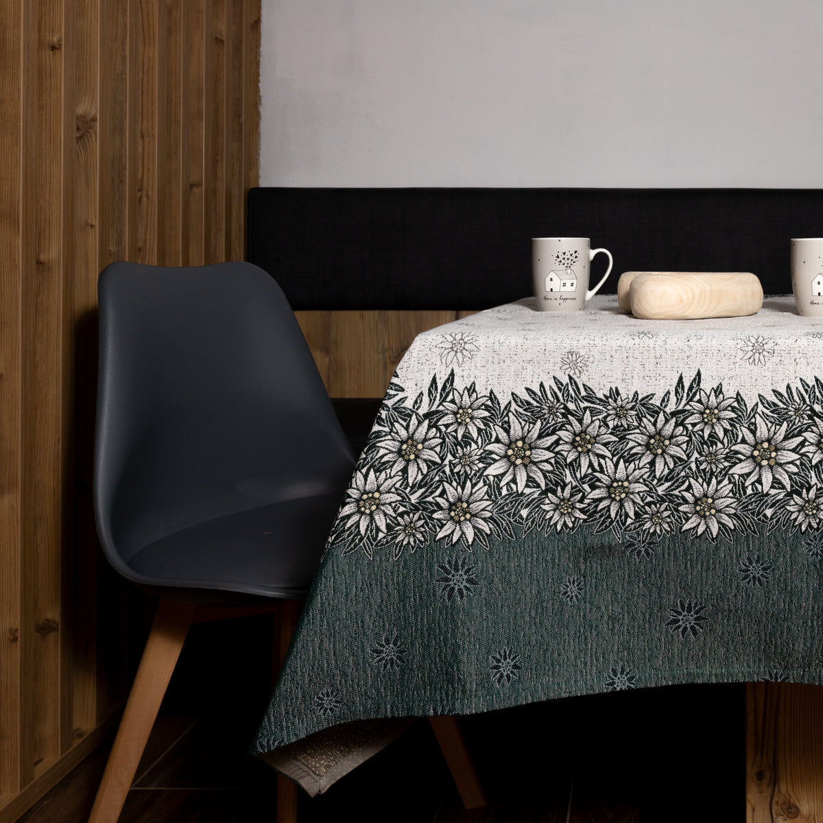 Tovaglia Alpiflora verde HomeLoves con motivo di stelle alpine