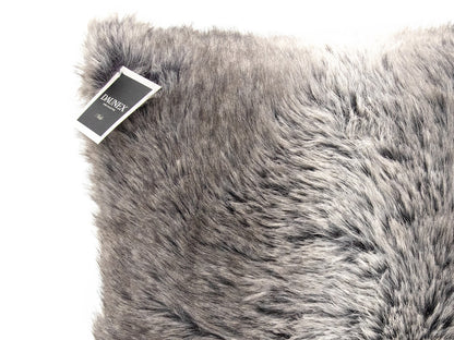 cuscino-fur-deluxe-daunex-antracite-dettaglio-ecopelliccia