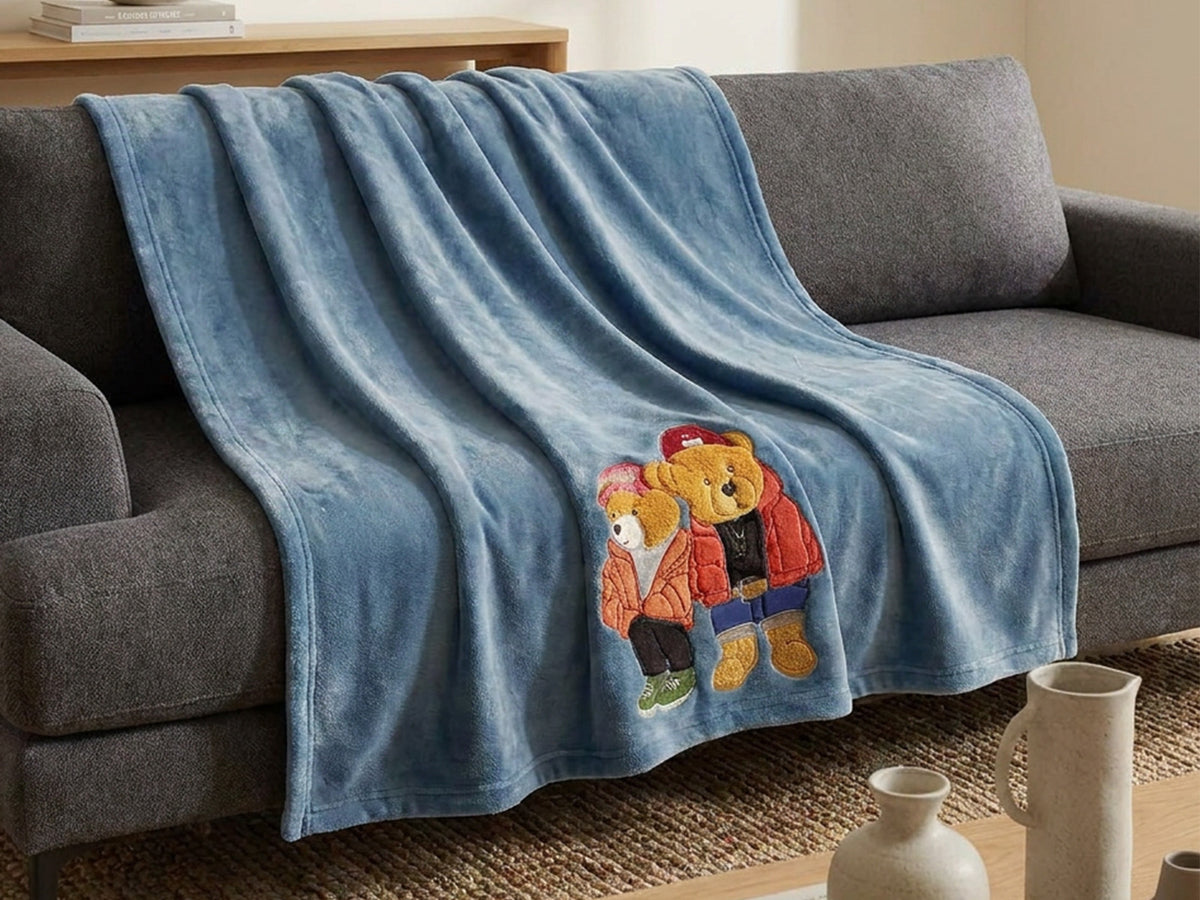 plaid-sleep-METROPOLITAN-BEAR-01