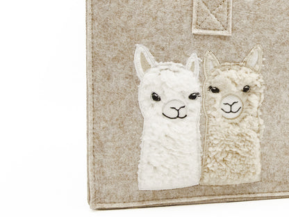 plaid_friend_alpaca_web03